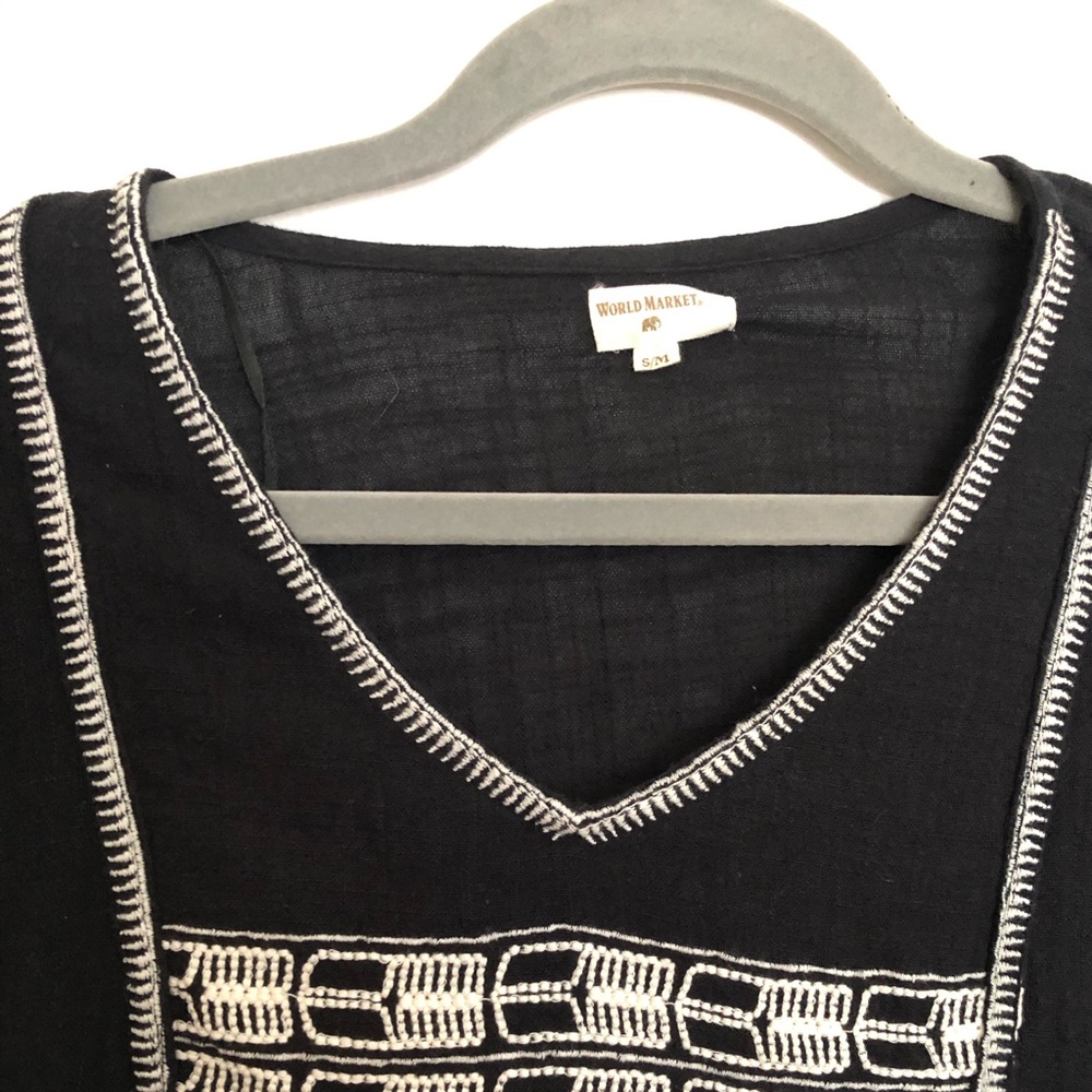 Black & white embroidered top